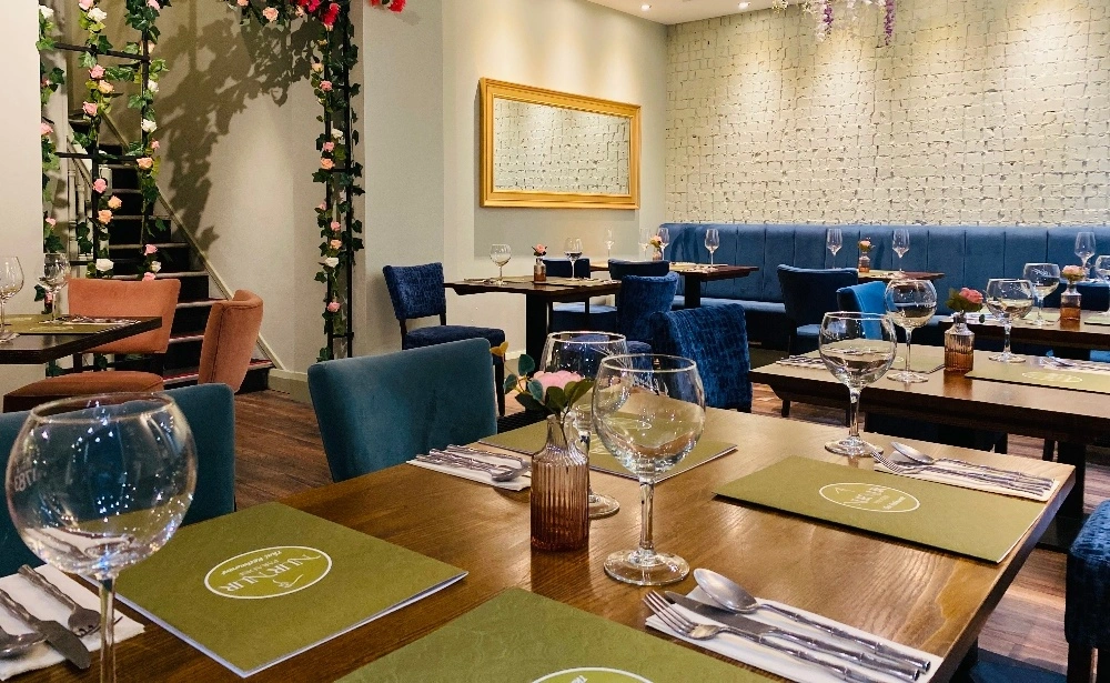 restaurant